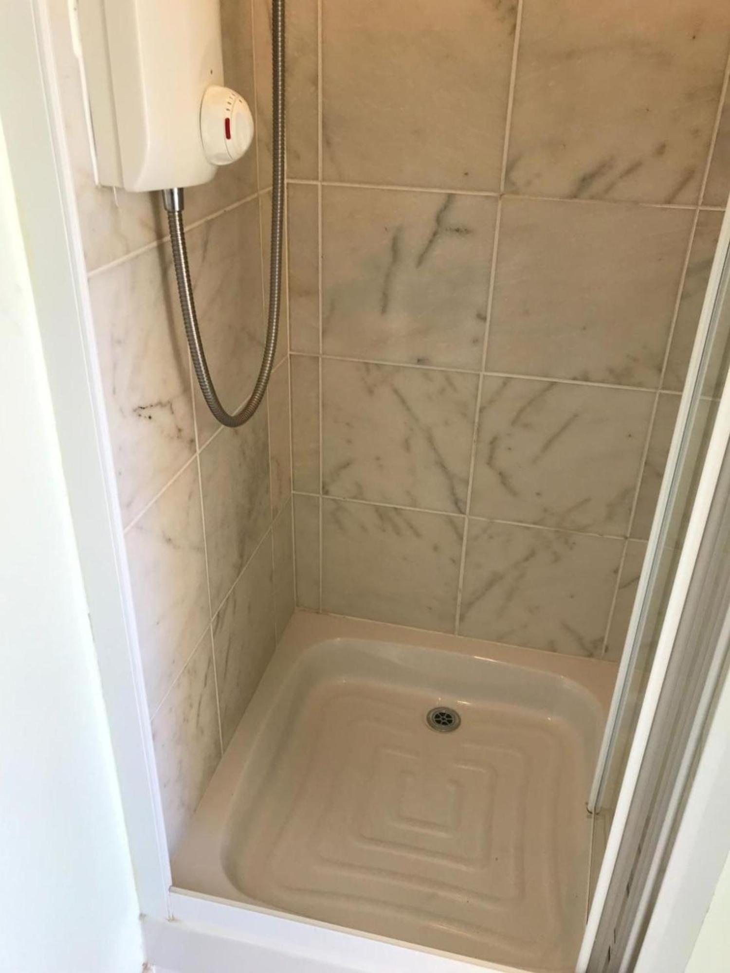 Room In Guest Room - Orchard Manor, Fore Street, Nr טרורו מראה חיצוני תמונה