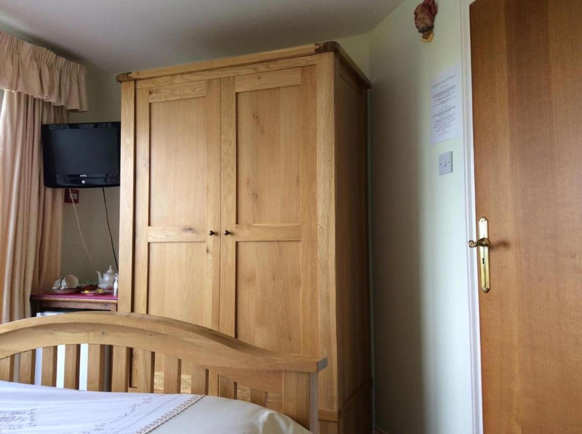 Room In Guest Room - Orchard Manor, Fore Street, Nr טרורו מראה חיצוני תמונה