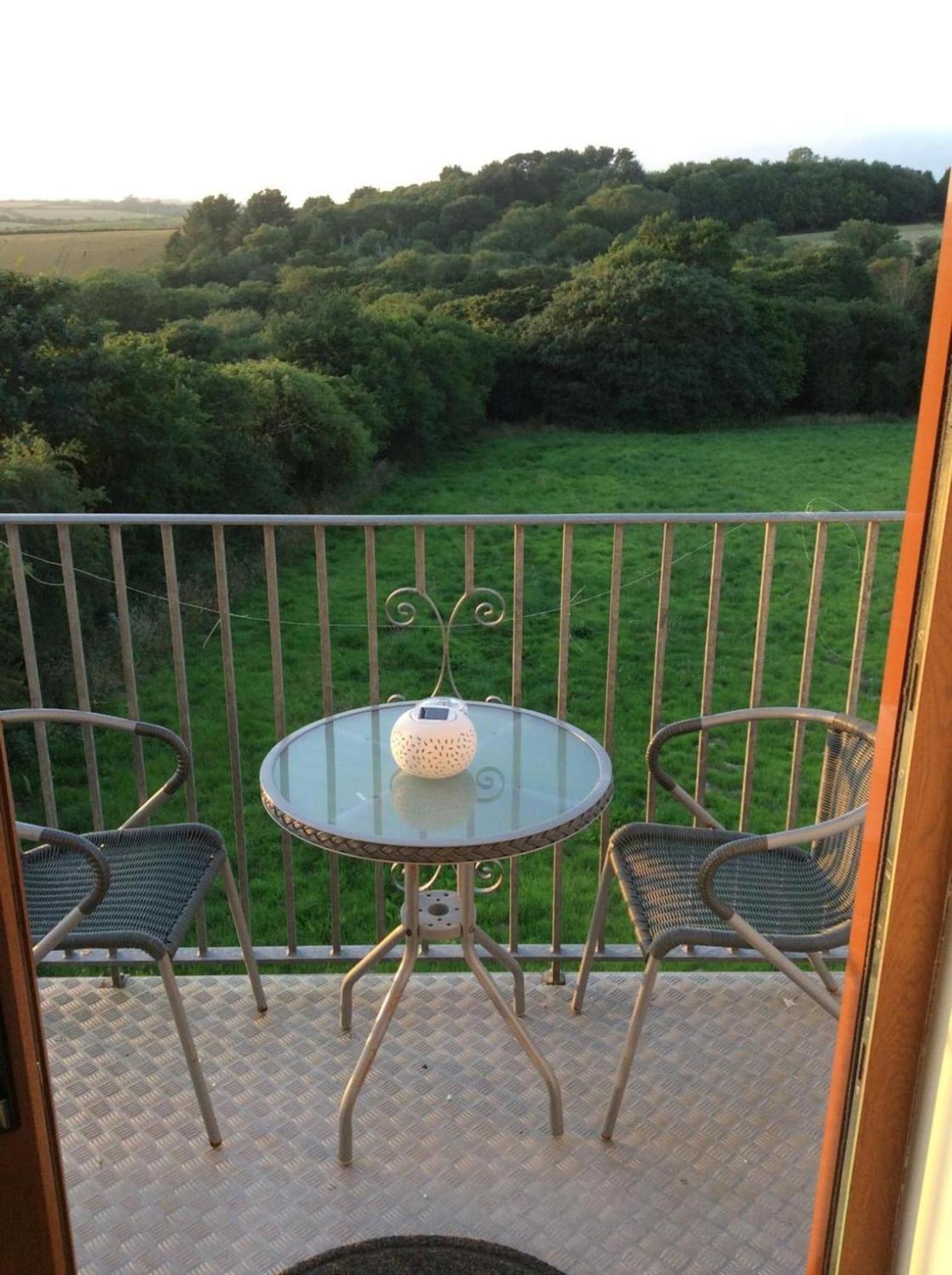 Room In Guest Room - Orchard Manor, Fore Street, Nr טרורו מראה חיצוני תמונה